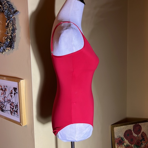 DANSKIN sz Large Swim Leotard Classic  Red Scoop-neck Adjust Strap $64 NEW - Picture 3 of 15